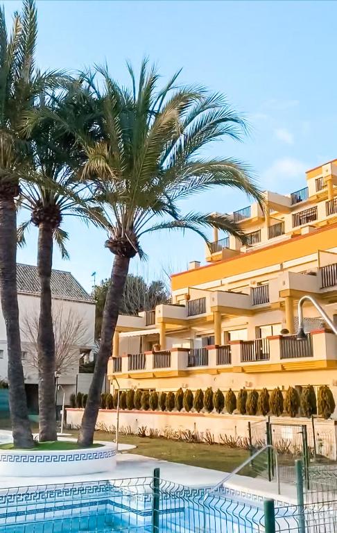 Bazén v ubytování Apartamento Romana Playa nebo v jeho okolí