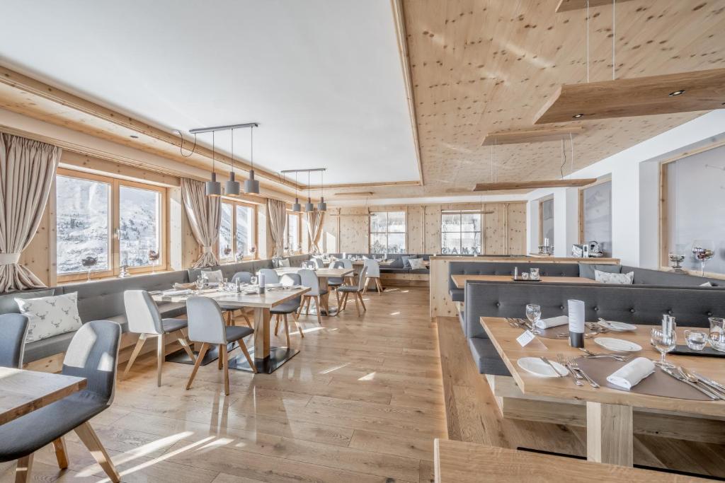 Restaurace v ubytování Sporthotel Olymp