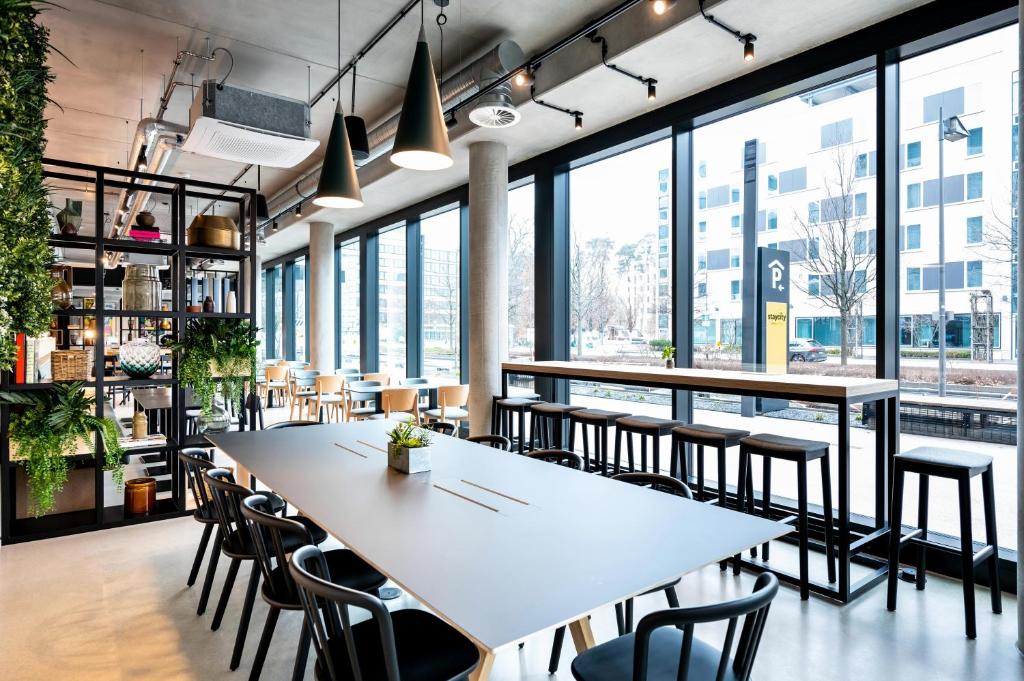 Staycity Aparthotels Frankfurt Airport - Resim 8