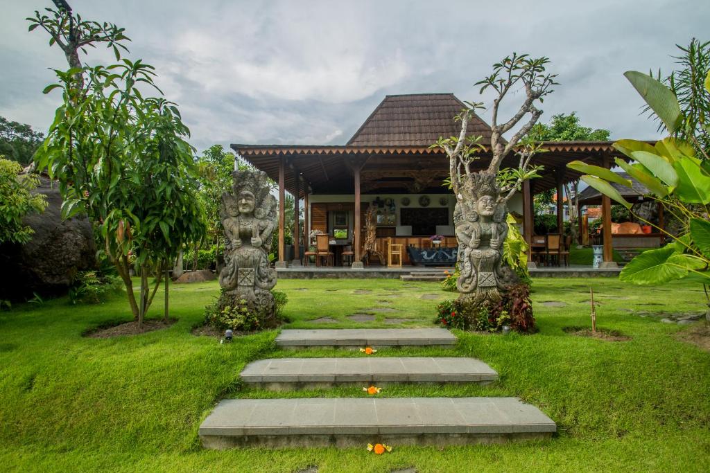 Zahrada ubytování Pangkung Carik Villa by Pramana Villas