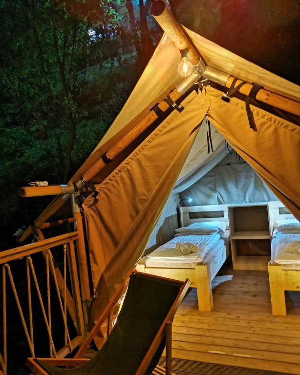 Fotografie z fotogalerie ubytování Glamping Bagrem v destinaci Jablanica