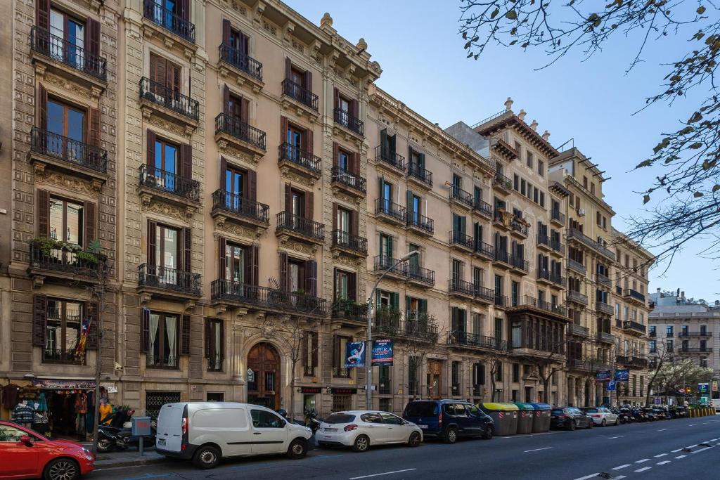 Key Vintage - Passeig de Gracia Ap, Barcelona – Updated 2022 ...