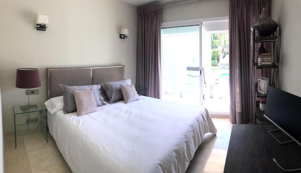 Villa Sueños de Puente Romano, Marbella – Updated 2022 Prices
