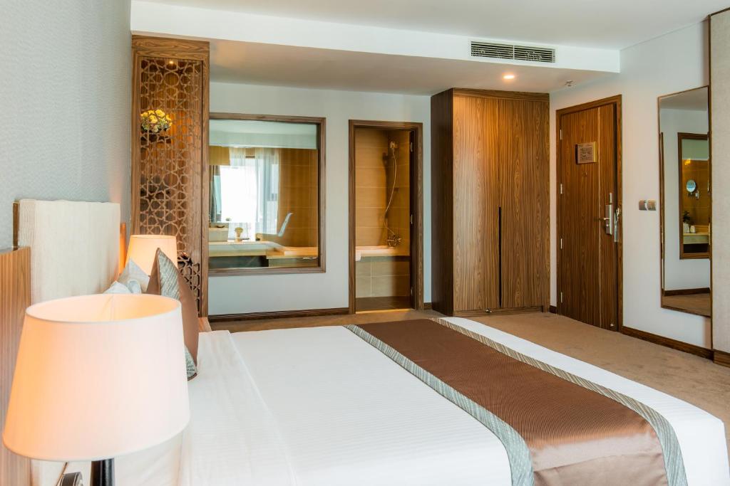 Phòng Deluxe Giường Đôi