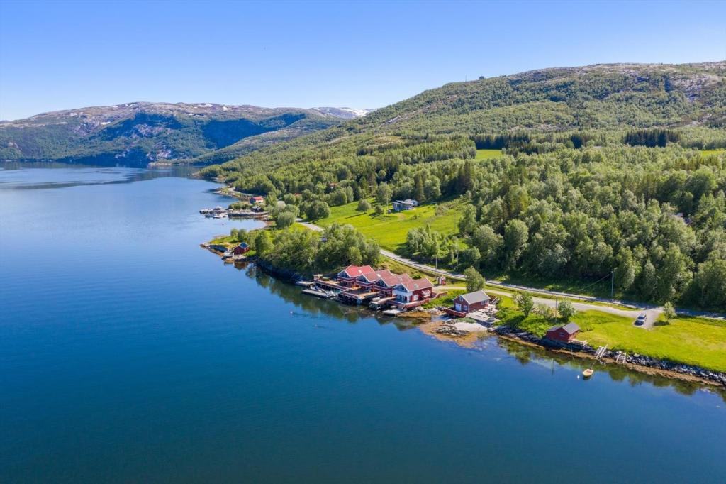 an aerial view of a resort on a lake at Feriehus ved Saltstraumen in Bodø