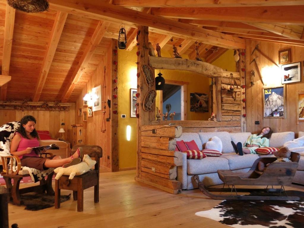 Posezení v ubytování Hotel Tivet