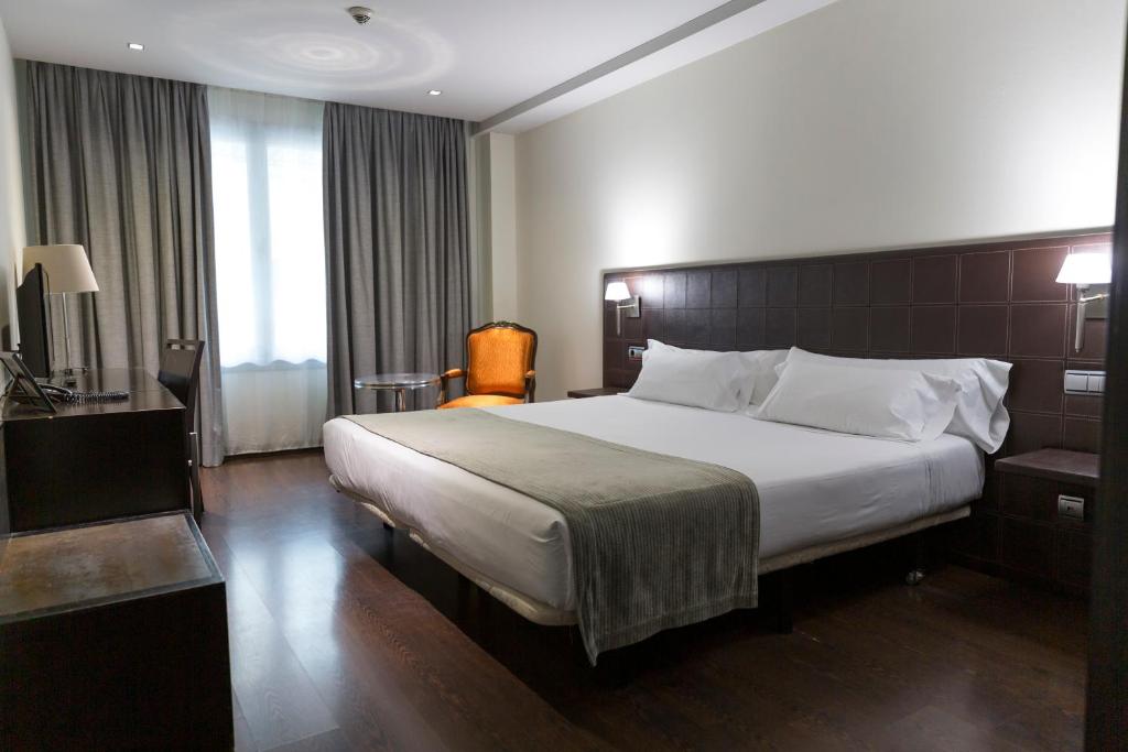Iberik Santo Domingo Plaza Hotel, Oviedo – Bijgewerkte ...