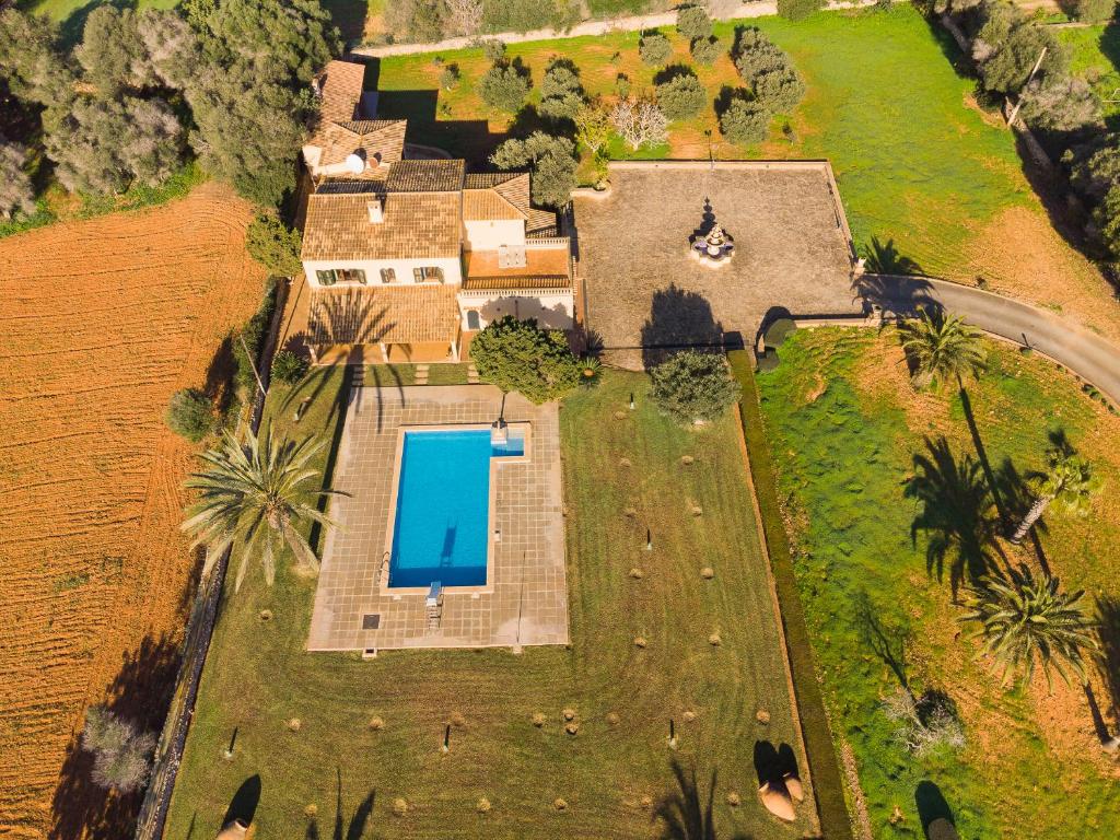 Bazén v ubytování Finca Sivina Sanau nebo v jeho okolí
