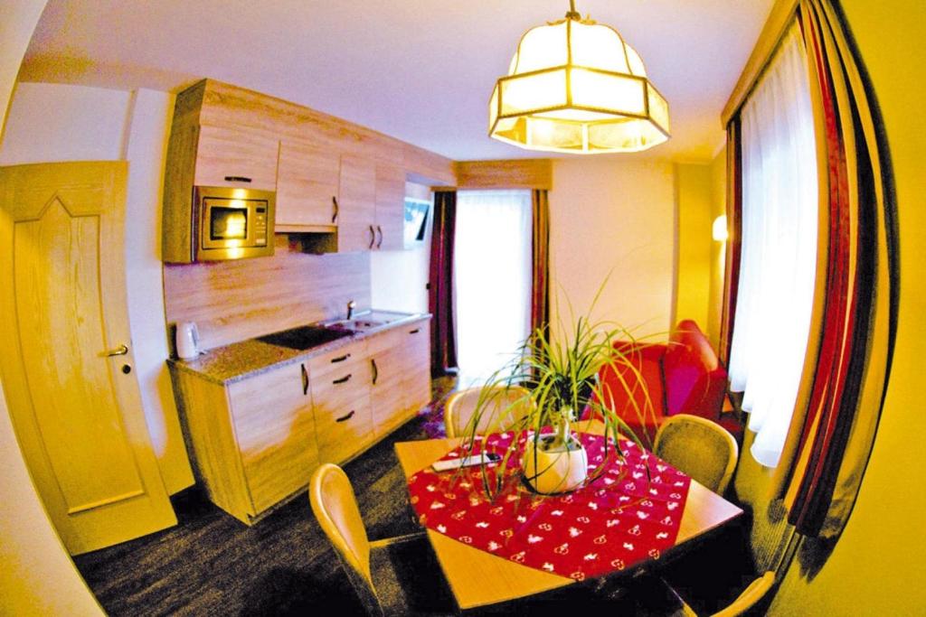 Fotografia z galérie ubytovania Cosy flat Diamant in Santa Cristina v destinácii Santa Cristina in Val Gardena