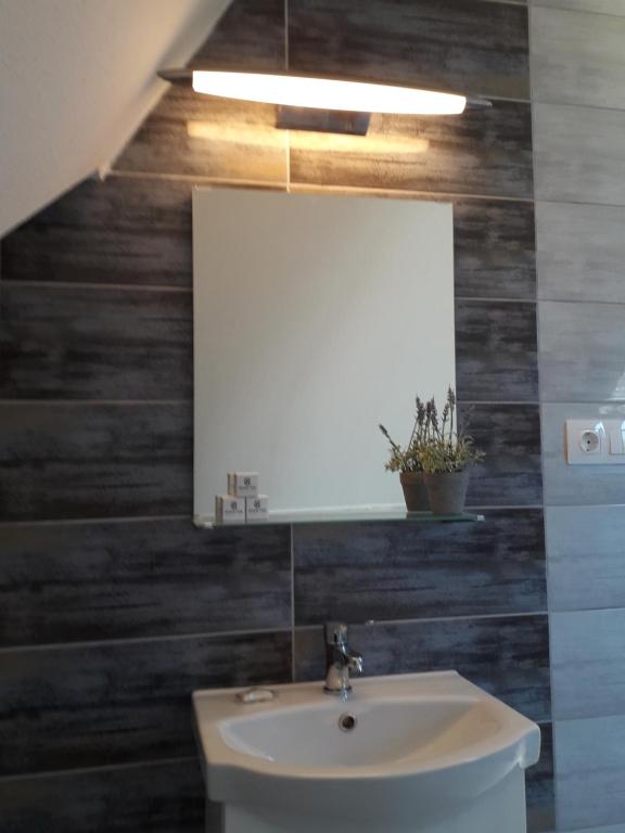 Koupelna v ubytování Béke Stúdió Apartman