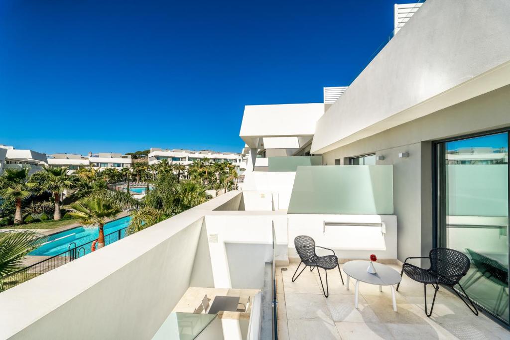 The swimming pool at or close to Paradise in La Cala de Mijas La Valvega