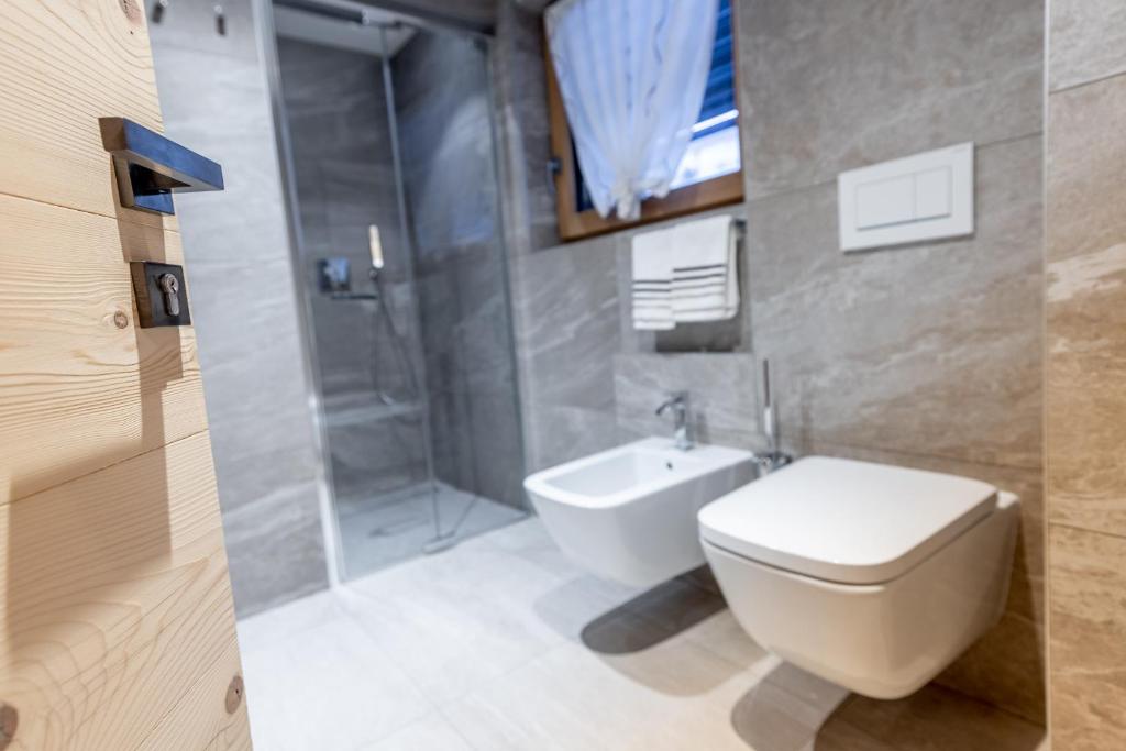 Bagno di Chalet Imbosc'ché - 5 beautiful rooms in charming B&B