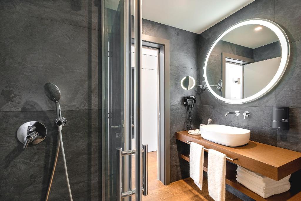 MouraSuites Hotel - 16