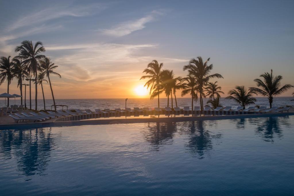  Coliseum Beach Resort All Inclusive