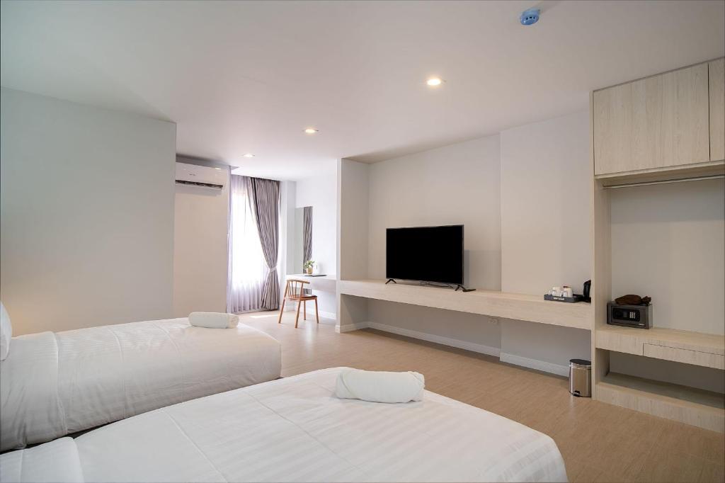 The Pride Hotel Phitsanulok - Deluxe Twin Room