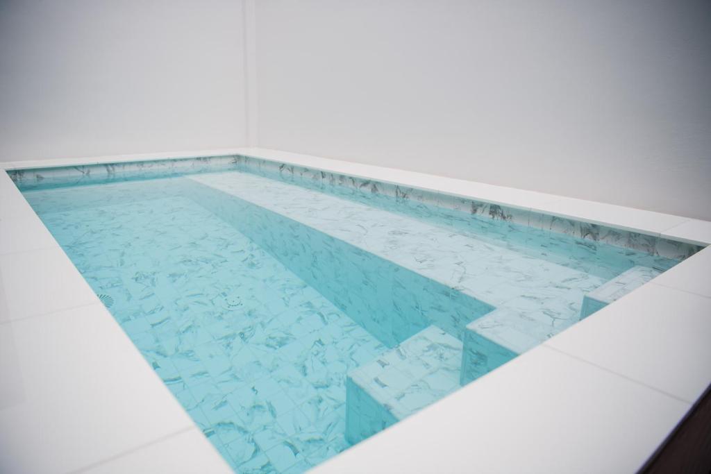 Piscina di VEVILLA o nelle vicinanze