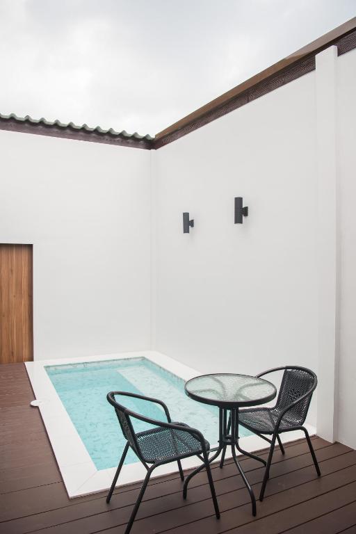 Piscina di VEVILLA o nelle vicinanze