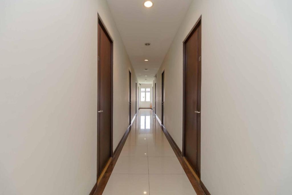 Foto dalla galleria di Avalon Karawaci Mitra RedDoorz a Tangerang