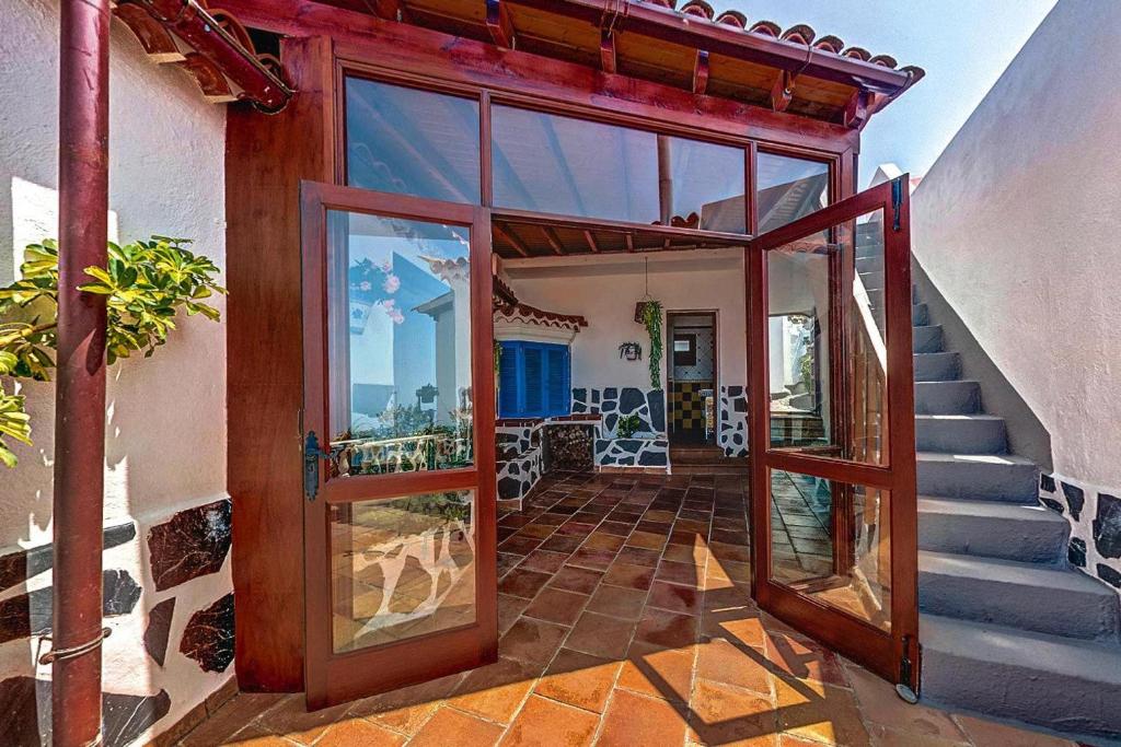 A balcony or terrace at Finca La Hoya, El Tanque