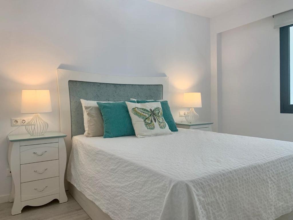 Apartamento Alay en Puerto Marina vistas playa, Benalmádena ...