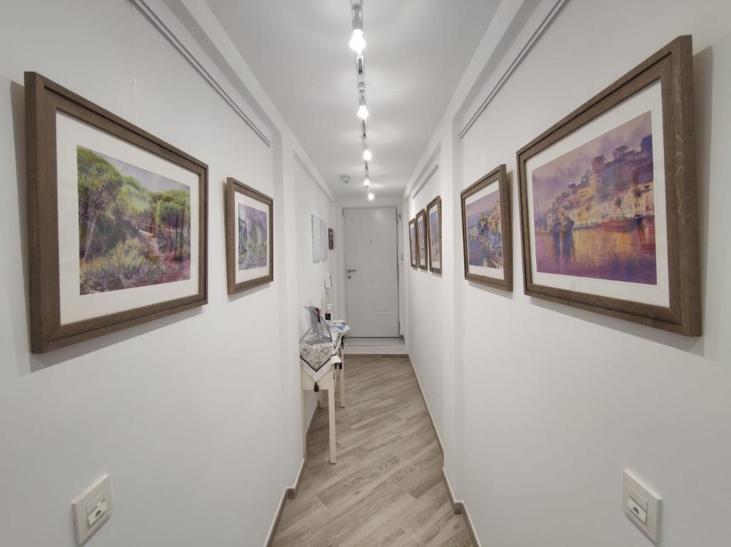 Fotografia z galérie ubytovania Malasaña 51, new art apartment, breakfast included, historic center, quite neighborhood, ML v destinácii Málaga
