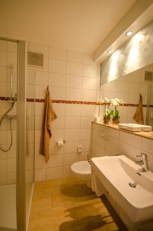 Koupelna v ubytování Hotel Stadt Aurich