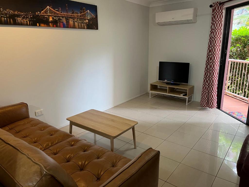 Spring Hill Gardens Apartments - Resim 9