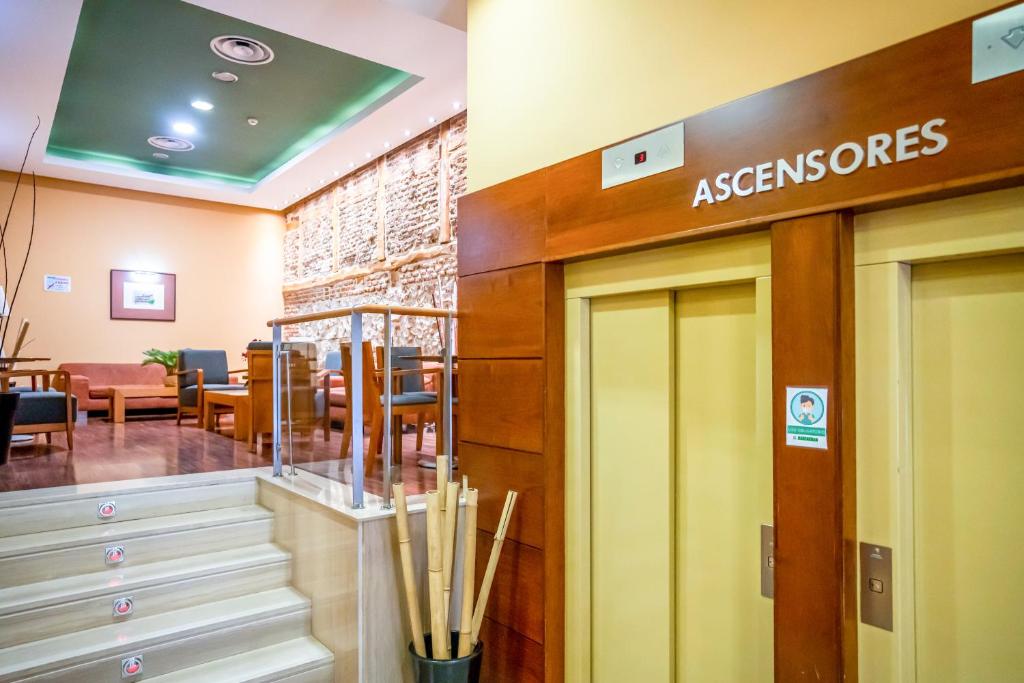 Victoria 4 Puerta del Sol - Resim 41