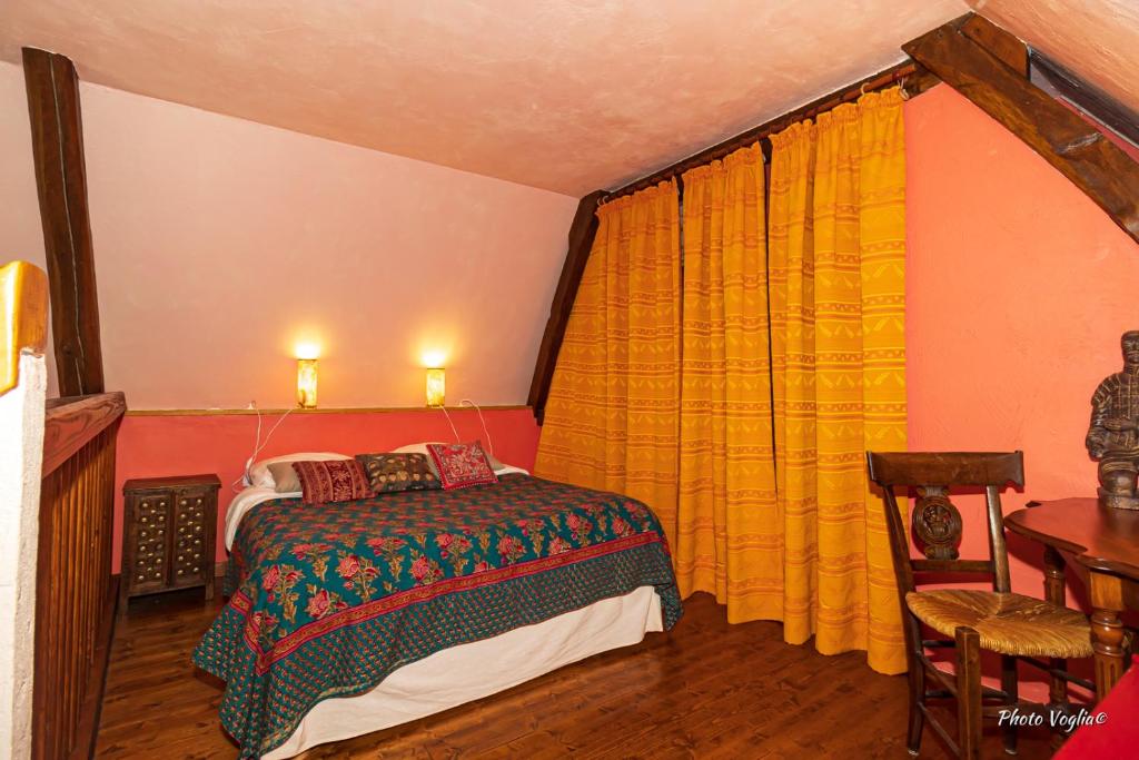 Domaine de la Juranvillerie, gîte et chambres d'hôtes - 经典三重房间
