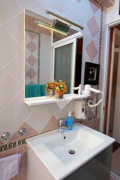 Hotel Lindi - Image 3