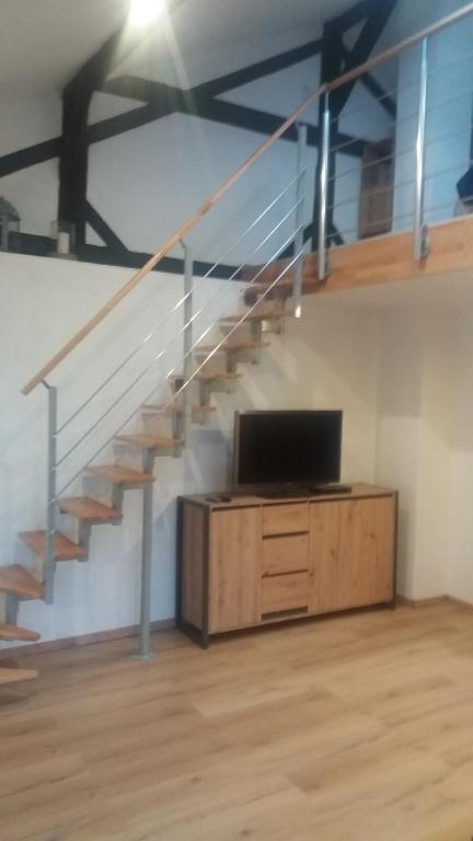 Fam.Singer - One-Bedroom Apartment
