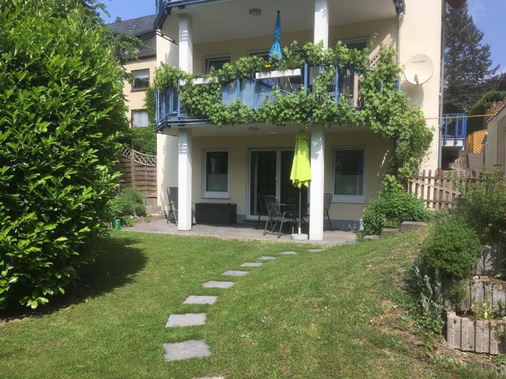 Κήπος έξω από το Ferienwohnung Sponheim