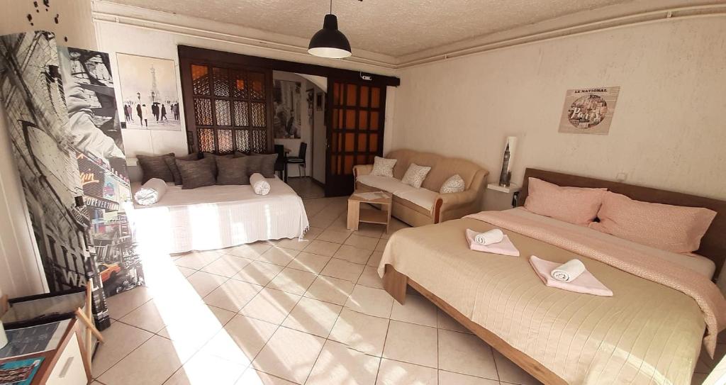 Studio Apartments Fancy - 1