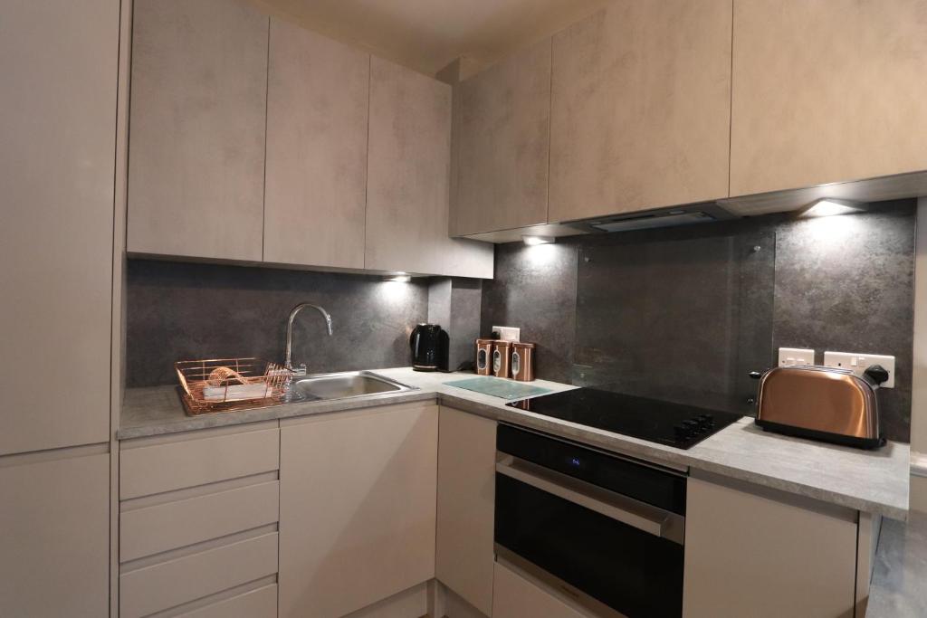 Alma Apartments In A Perfect Location - Deluxe Double Room