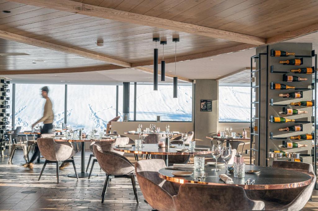 Ресторан / где поесть в Hôtel VoulezVous by Les Etincelles