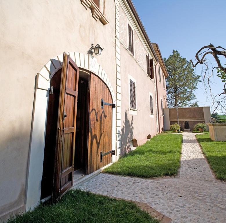 Budova, kde se the country house nachází