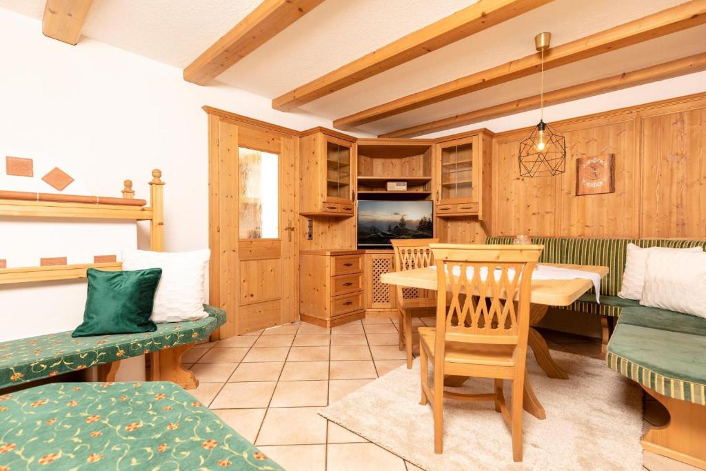 Posedenie v ubytovaní holiday home, Strass im Zillertal