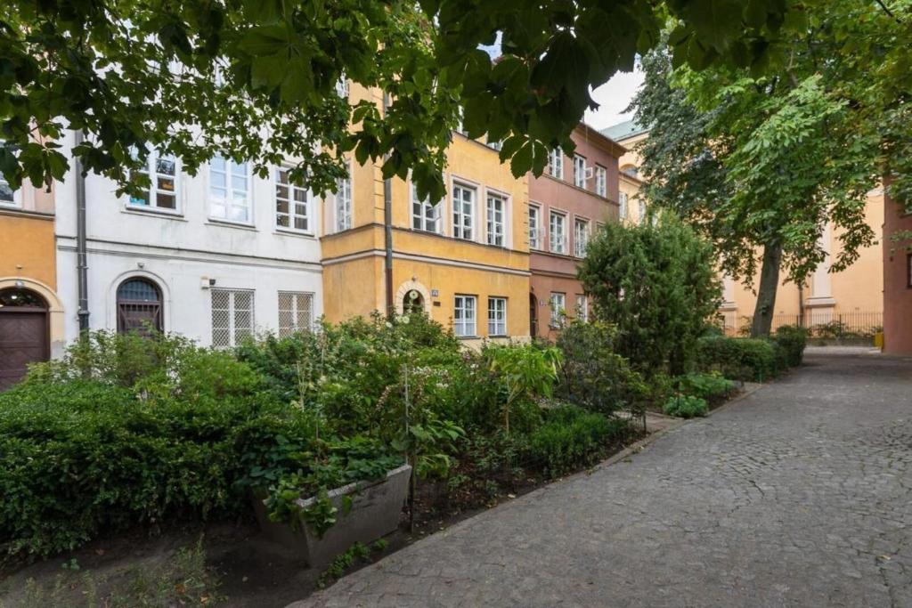 Vonkajšia záhrada v ubytovaní Apartamenty - MI HAPPY II