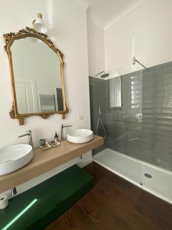 Koupelna v ubytování Ortigia Twin Rooms