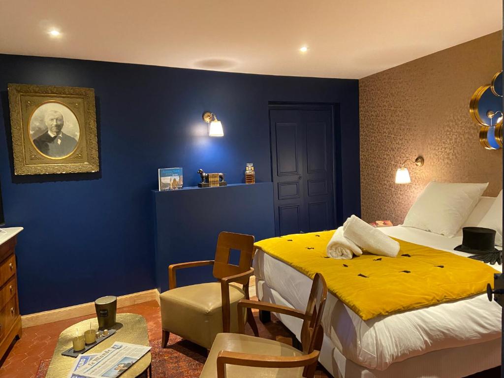 LA TOUR YVELINE - Double Room With Garden View