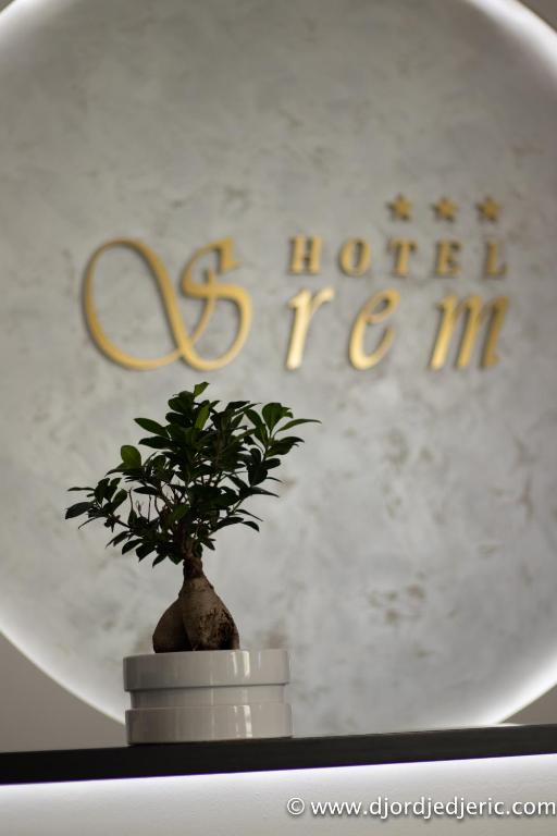 Certifikát, hodnocení, plakát nebo jiný dokument vystavený v ubytování Hotel Srem