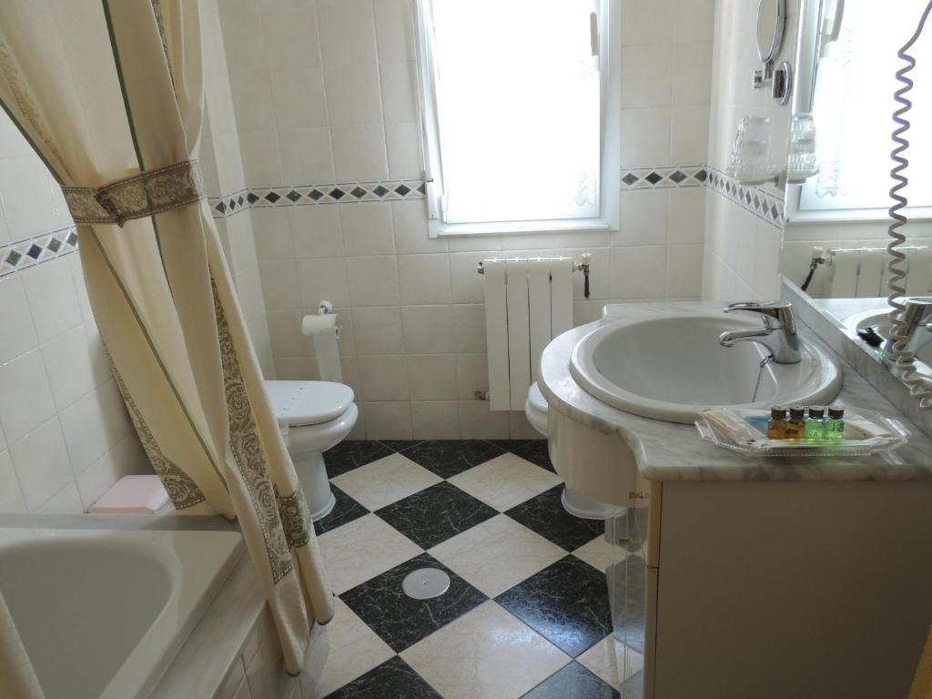 Kúpeľňa v ubytovaní CASA BRAIS habitaciones y buen precio!