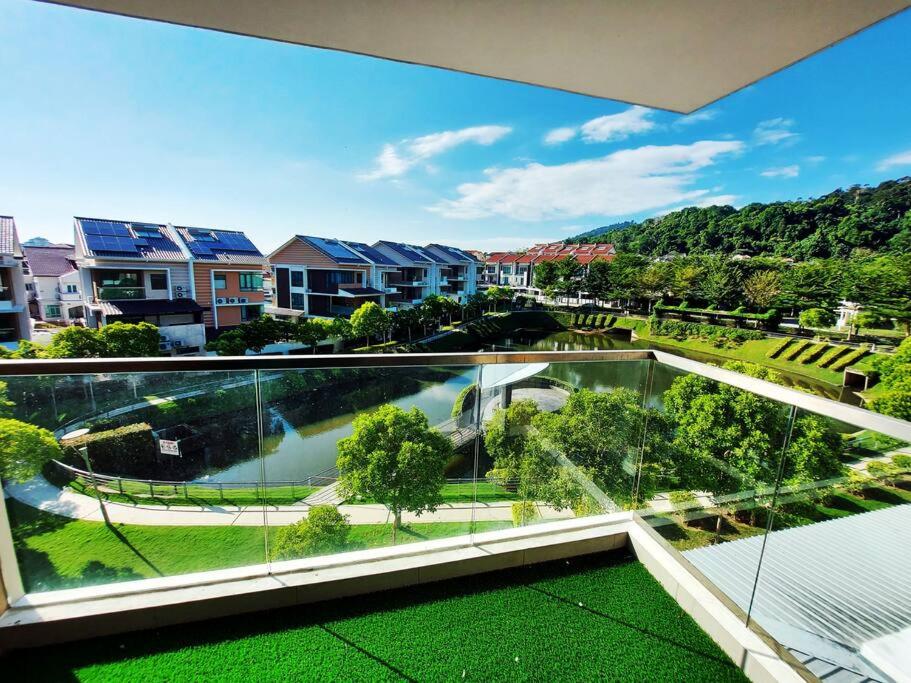 Naturlandskabet i nærheden af villaen