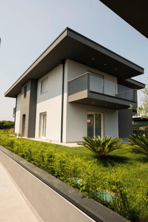 Marali Lake Apartments di ENRICA BIANCHERA - Hizvo