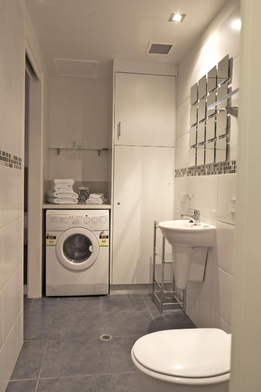 Zero Davey Boutique Apartment Hotel - 