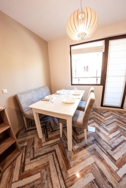 Kép Bright 1BDR Apartment with a Balcony szállásáról Szófiában a galériában