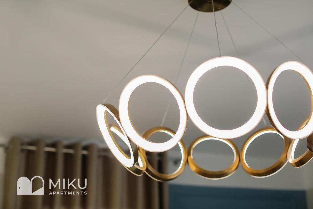 Miku Apartment - Glamorous 1Bedroom Apartment At Olympic Residence - Image 10
