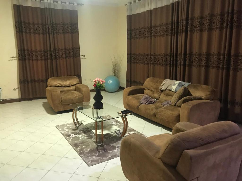Posezení v ubytování Vervet Villa Fully Furnished Appartment