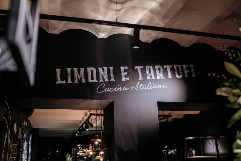 Certifikát, hodnocení, plakát nebo jiný dokument vystavený v ubytování Hotel Saint-Amour