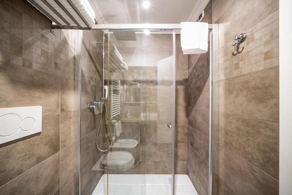 Un baño de Hotel Paolo II